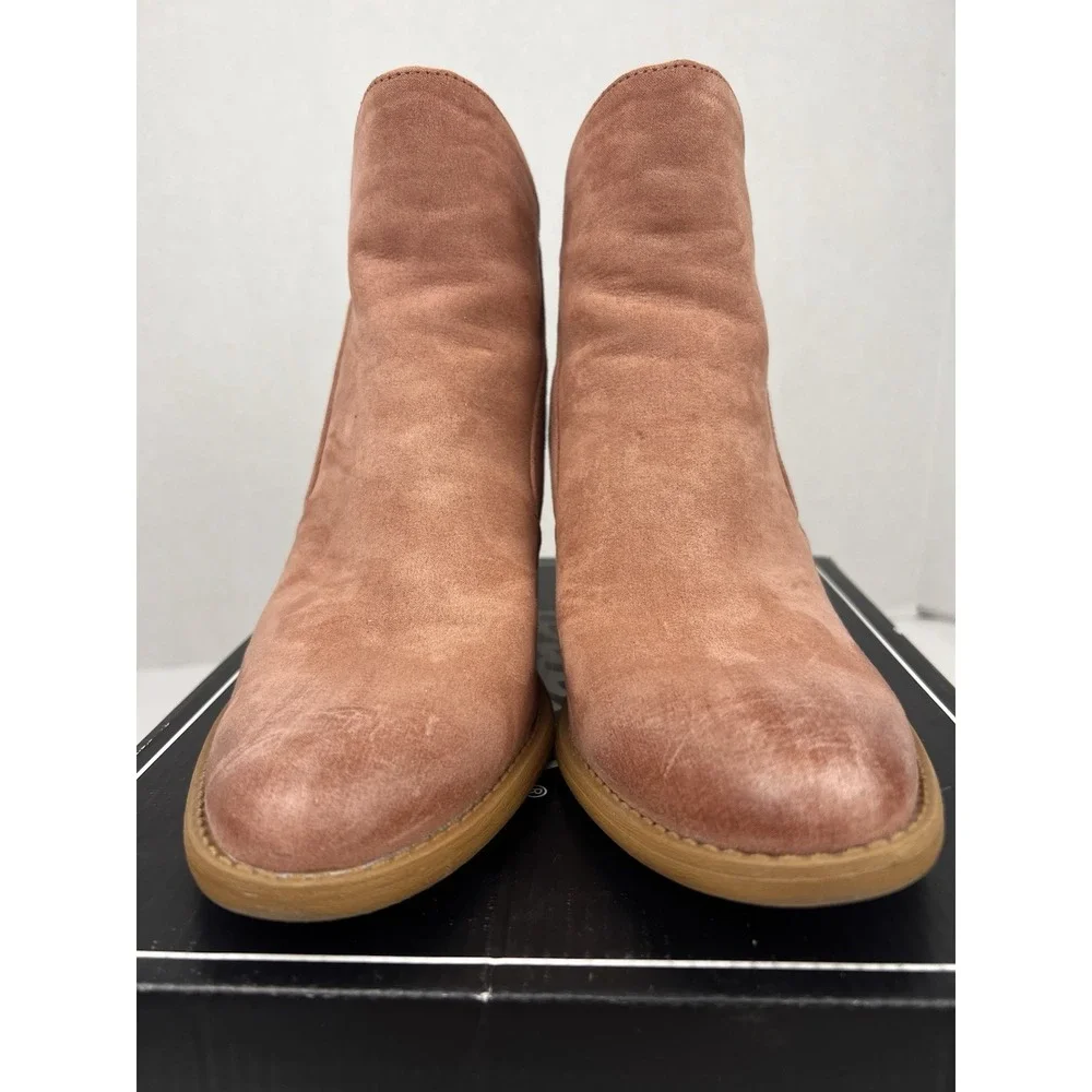 Qupid Tobin-13 Ankle Booties Block Heel Mauve Pink Suede Back Zip Size 10M